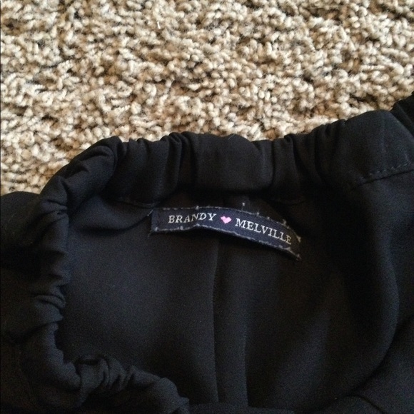 Brandy Melville shorts - Picture 4 of 5